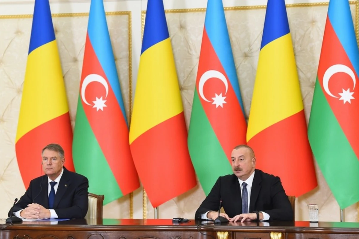 Rumıniya Prezidenti: “Sabah “Romqaz” və SOCAR yeni sazişə imza atacaqlar” Rumıniya Prezidenti: “Sabah “Romqaz” və SOCAR yeni sazişə imza atacaqlar”
