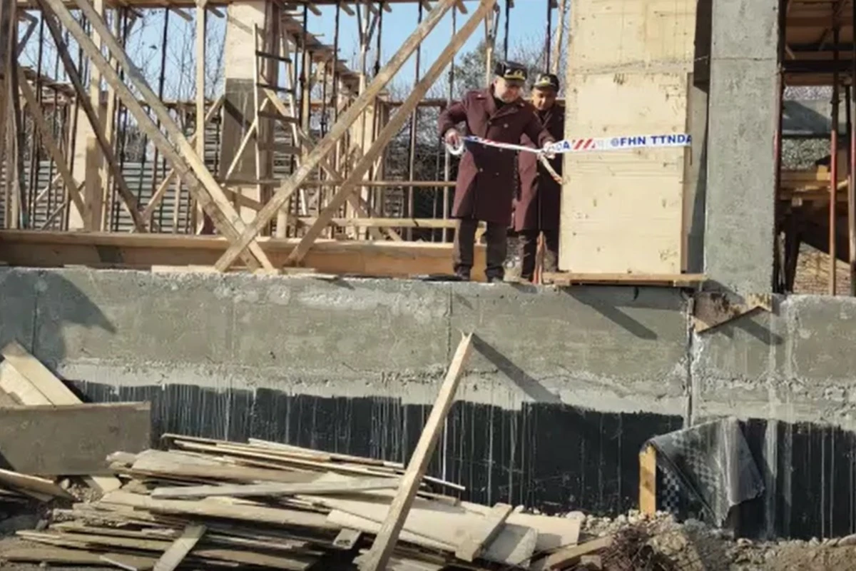 Azərbaycanda qanunsuz tikinti işlərinin qarşısı alınıb, obyekt nəzarətə götürülüb - FOTO/VİDEO Azərbaycanda qanunsuz tikinti işlərinin qarşısı alınıb, obyekt nəzarətə götürülüb - FOTO/VİDEO