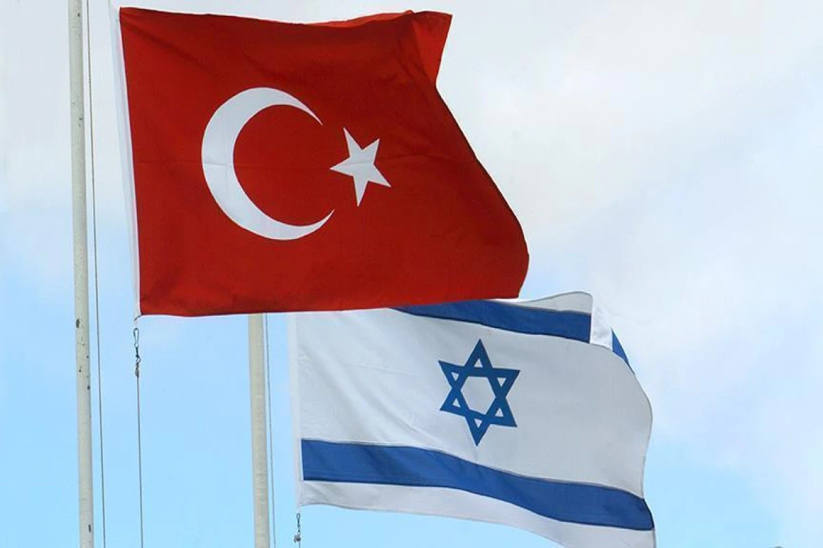 İsrail Türkiyədəki zəlzələdən zərərçəkmişlərə yardım üçün hərbçilər göndərir