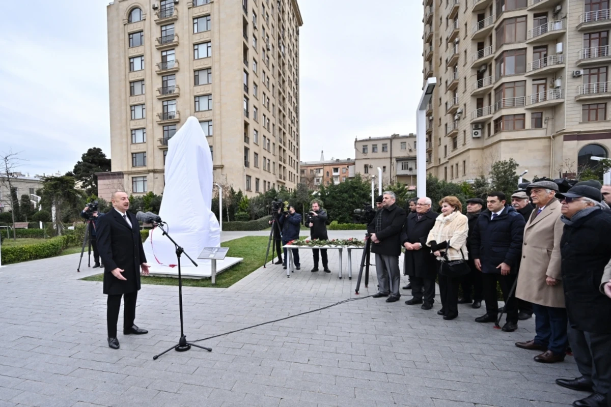 Ильхам Алиев: Произведения Тофика Гулиева произвели революцию в мире культуры Азербайджана