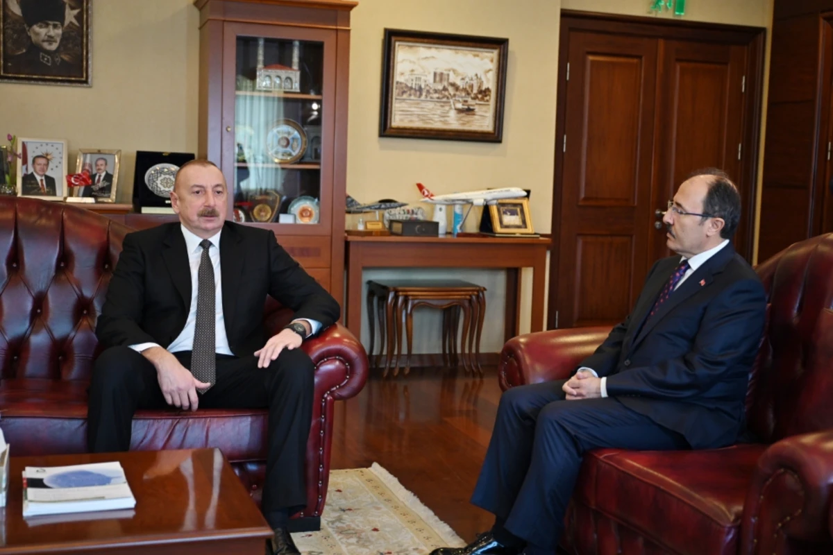 İlham Əliyev: Heydər Əliyev Fondu artıq böyük təşəbbüsə start verdi İlham Əliyev: Heydər Əliyev Fondu artıq böyük təşəbbüsə start verdi
