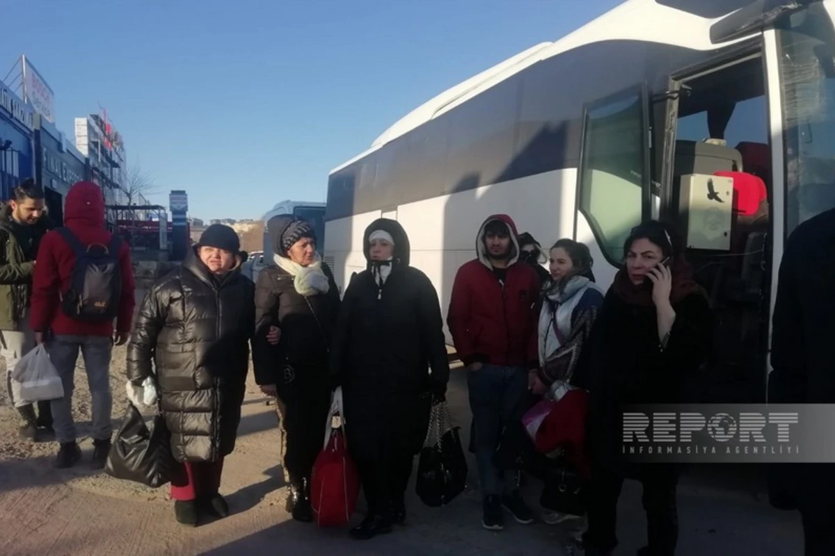 Azərbaycan vətəndaşları Qaziantepdən avtobuslarla ölkəmizə yola salınır - FOTO