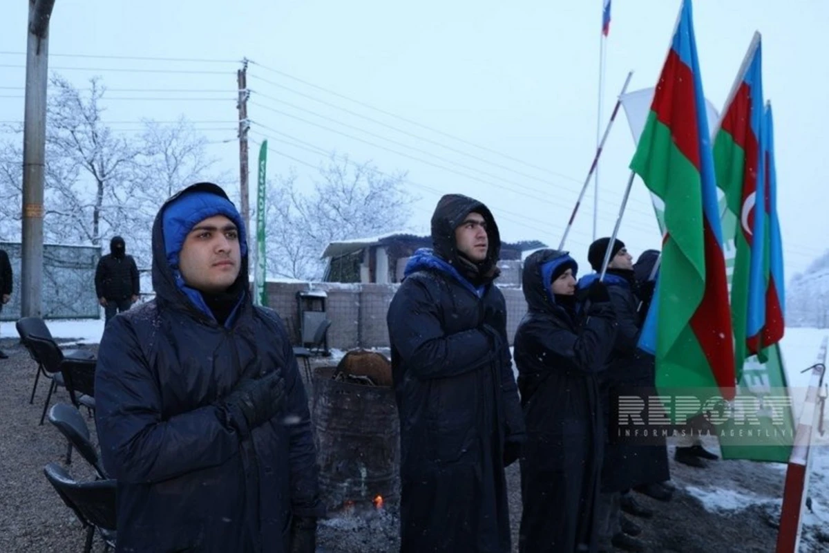 Участники акции на дороге Ханкенди-Лачын проявляют высокую активность и на 60-й день акции - ФОТО