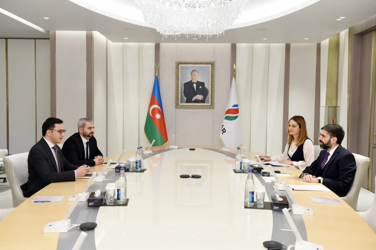 SOCAR-ın prezidenti Rövşən Nəcəf ikinci “Yüksəliş” müsabiqəsinin qalibləri ilə görüşüb - FOTO