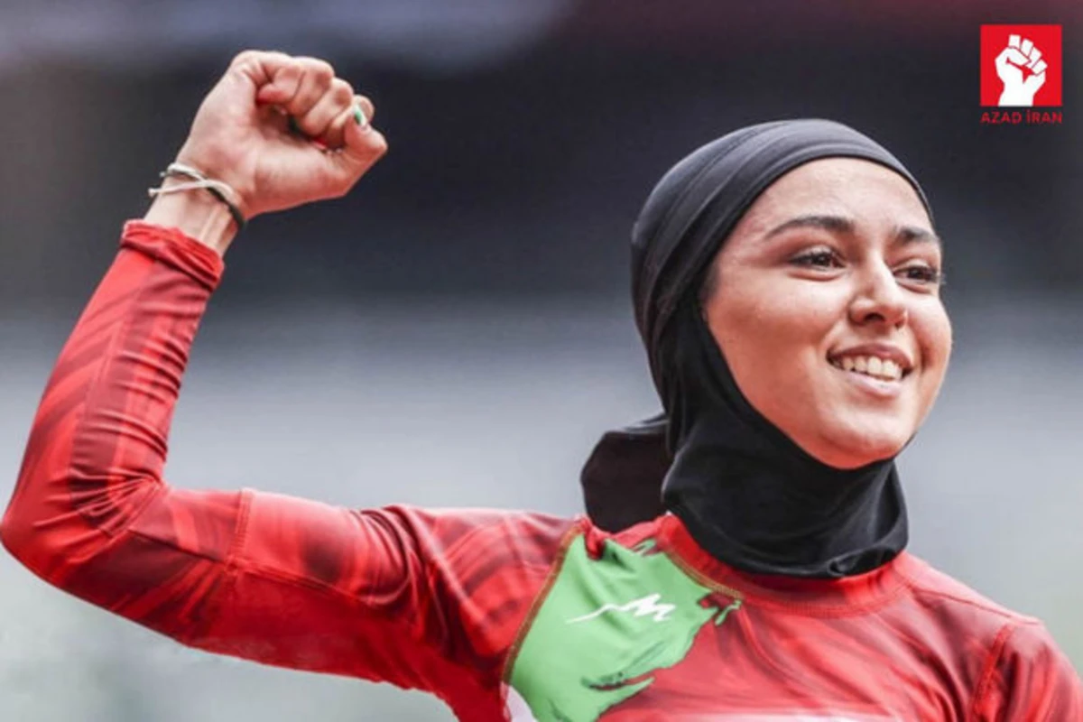 İranlı idmançı ölkəsinin himnini oxumaqdan imtina edib - FOTO