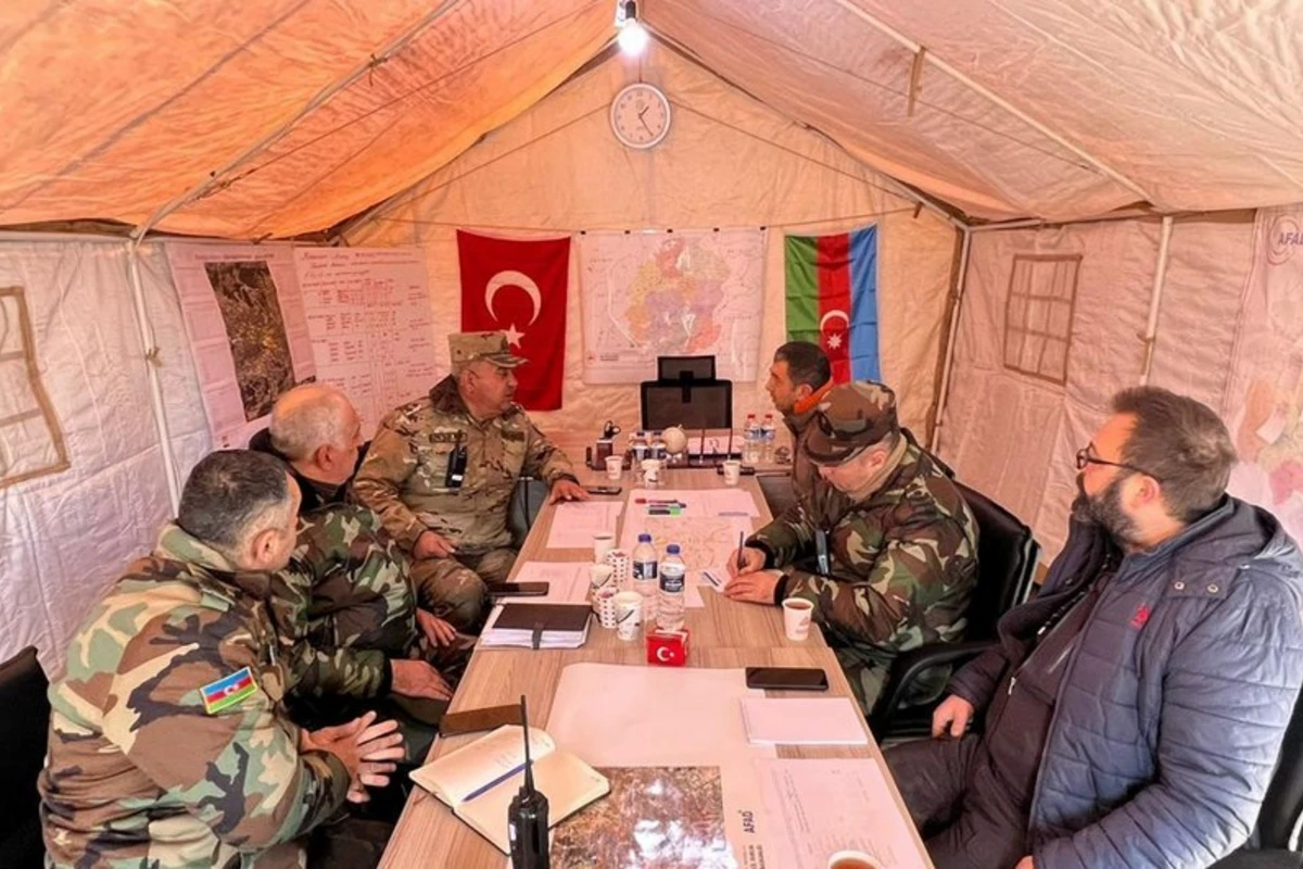 FHN-in zəlzələ bölgəsindəki qərargahında türkiyəli həmkarlarla toplantı keçirilib - FOTO/VİDEO