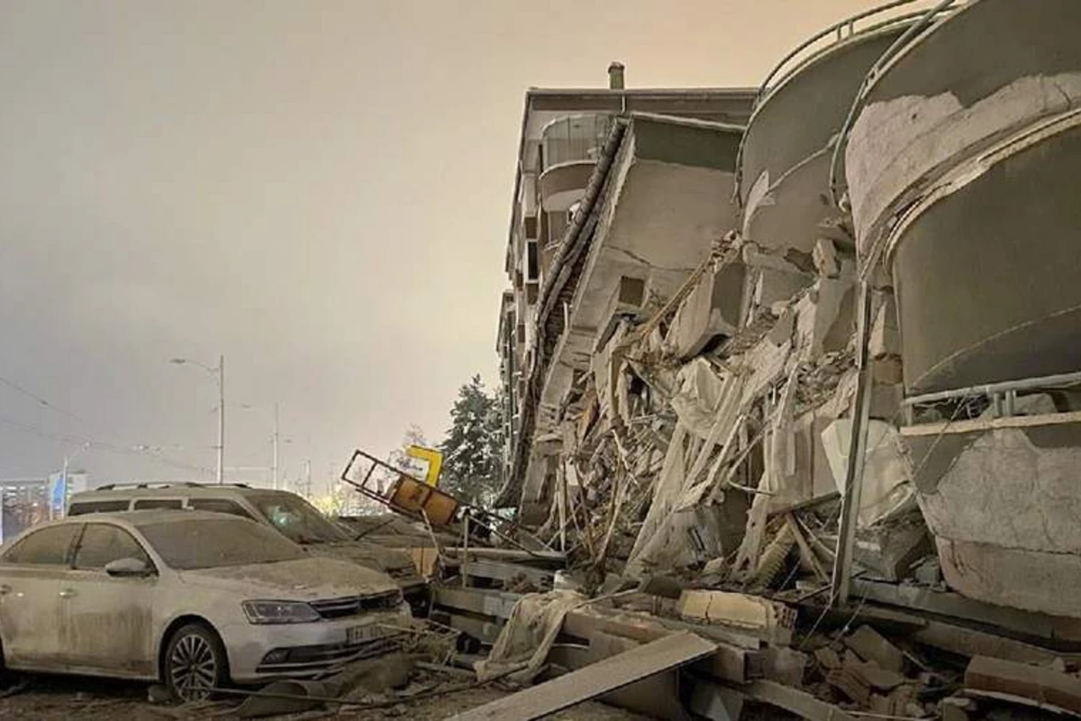 В Турции полностью снесут пострадавший от землетрясения город