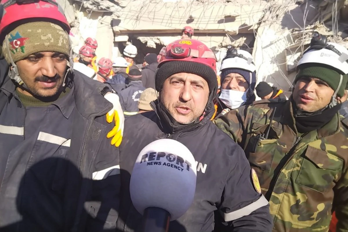 Сотрудники МЧС Азербайджана: Рады, что из-под завалов в Кахраманмараше спасли двух человек