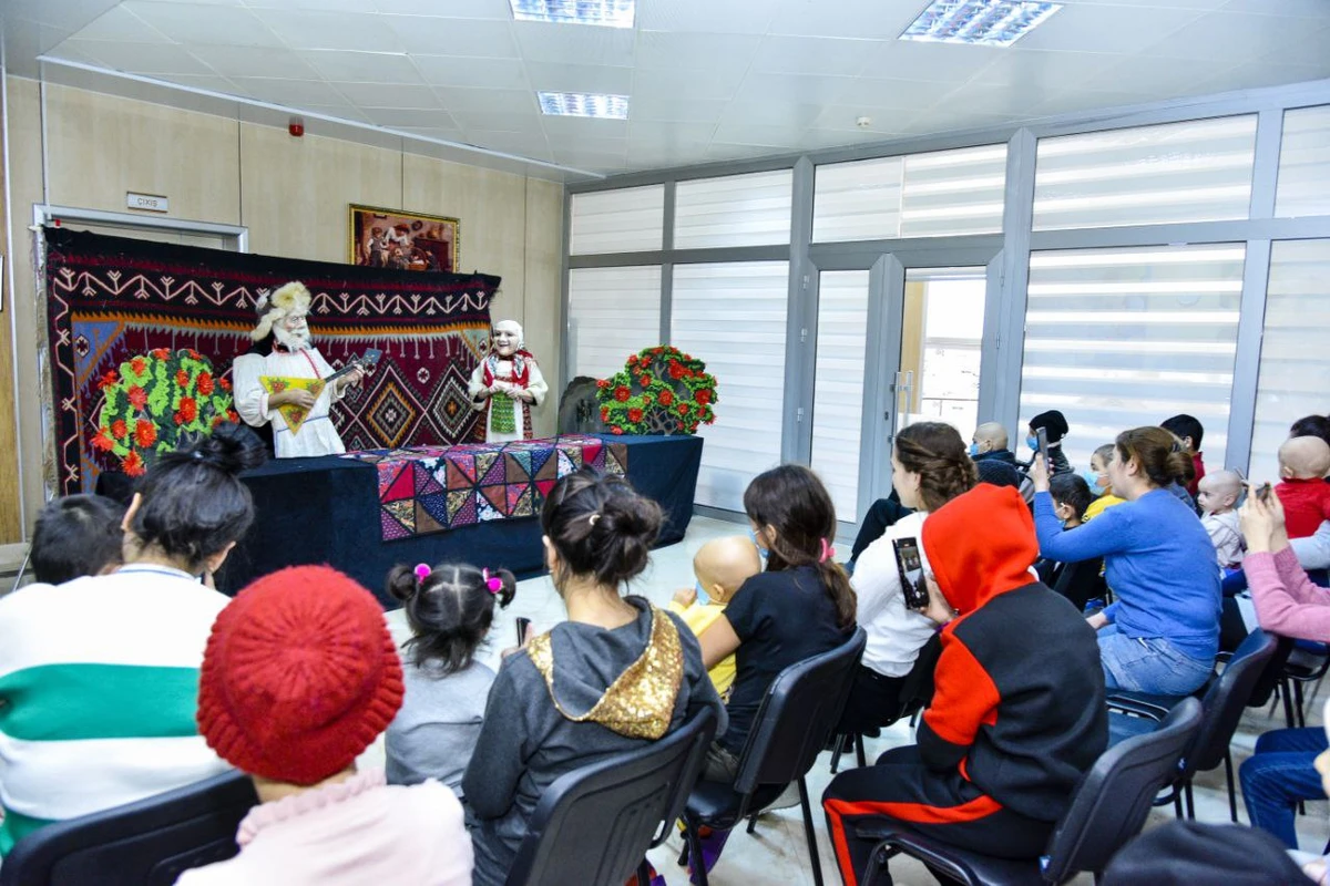 Avrora Qrup onkoloji xəstəlikləri olan uşaqları sevindirib - FOTO/VİDEO