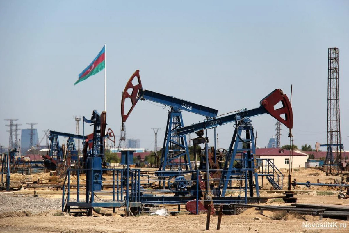 Азербайджанская нефть подешевела