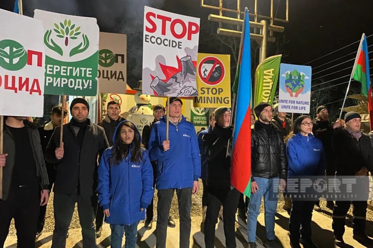 Акция протеста на дороге Ханкенди-Лачын продолжается и в вечерние часы - ФОТО