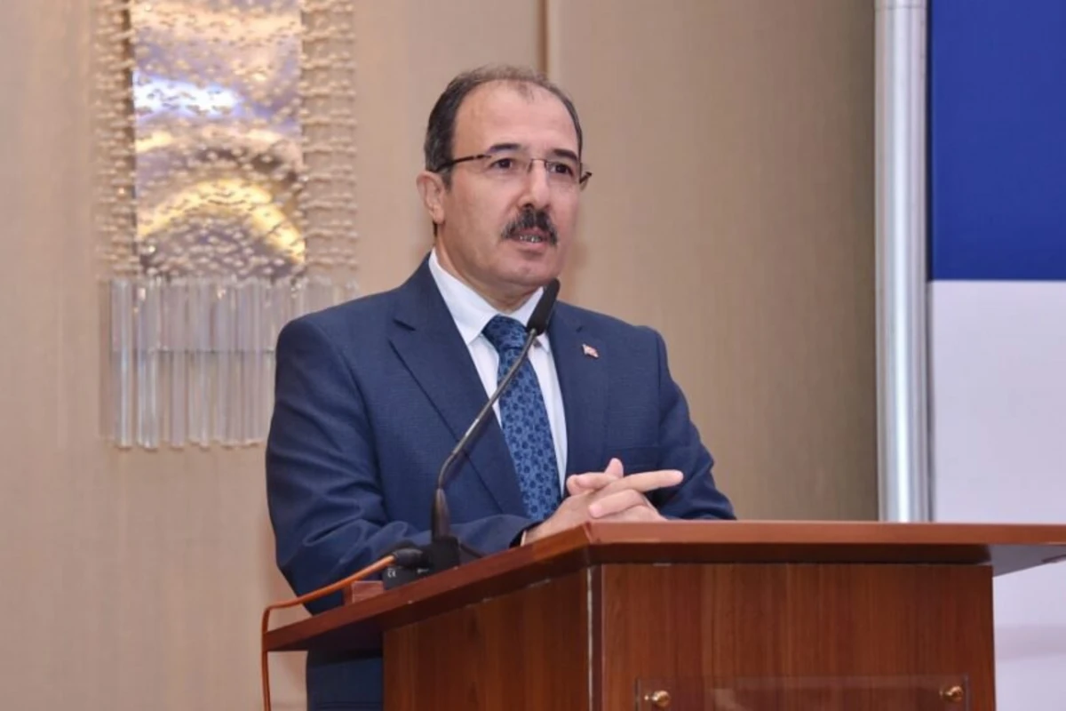 Türkiyə səfiri: “Bakının humanitar yardımı bu gün Qarsda olacaq”