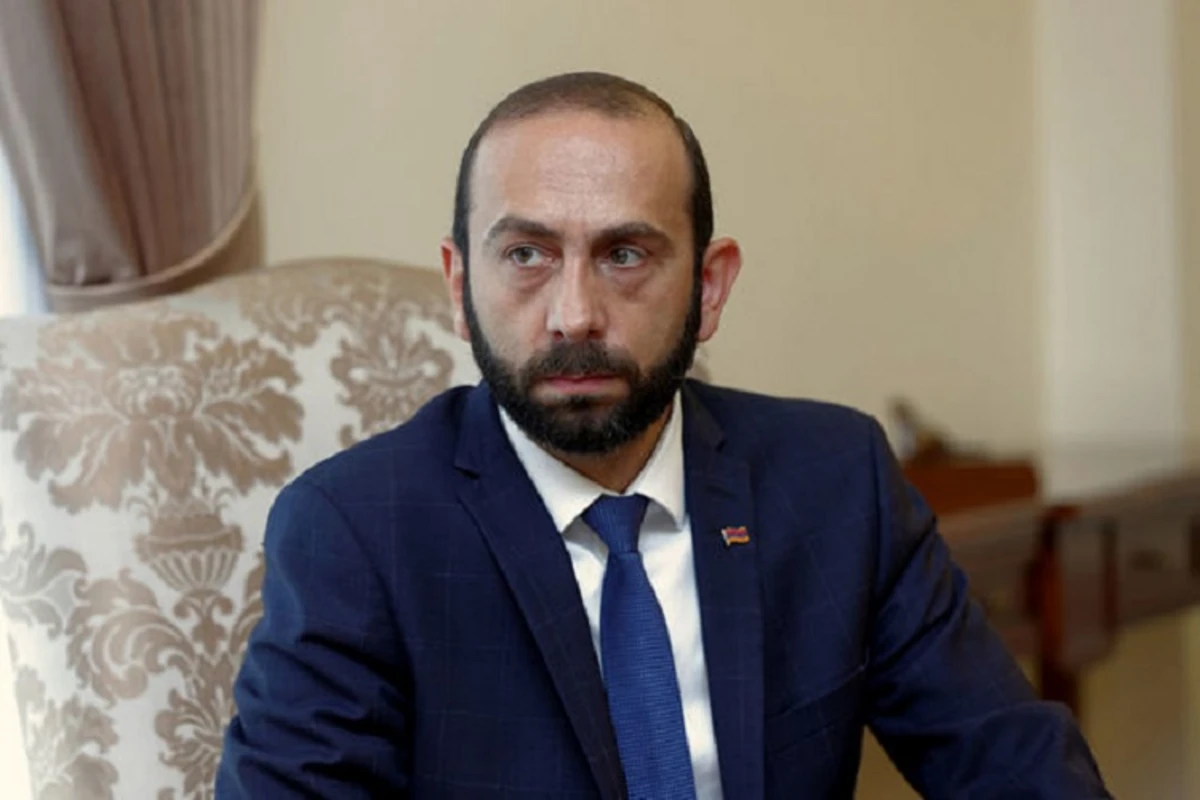 Мирзоян уклонился от ответа на вопрос корреспондента İTV - ВИДЕО