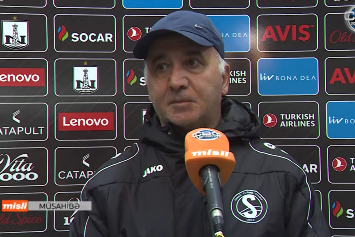 Neftçi - Səbail oyununda kuryoz hadisə - Futbolçular qapını aça bilməyib - VİDEO