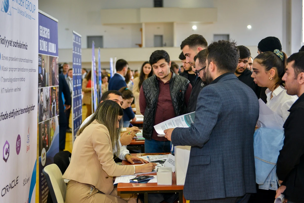 İş axtaranlar üçün SEVİNDİRİCİ XƏBƏR - Bu nömrələrlə əlaqə saxlaya bilərsiniz 