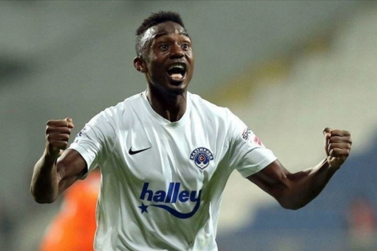 “Qarabağ” Qvineya millisinin futbolçusunu transfer etməyə yaxındır