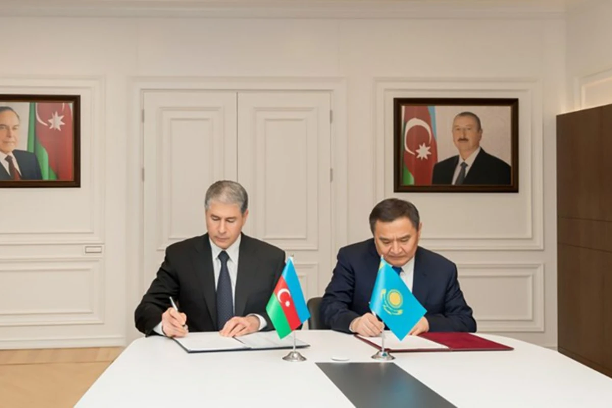 Azərbaycan və Qazaxıstan respublikalarının Daxili İşlər nazirlikləri arasında Memorandum imzalanıb Azərbaycan və Qazaxıstan respublikalarının Daxili İşlər nazirlikləri arasında Memorandum imzalanıb