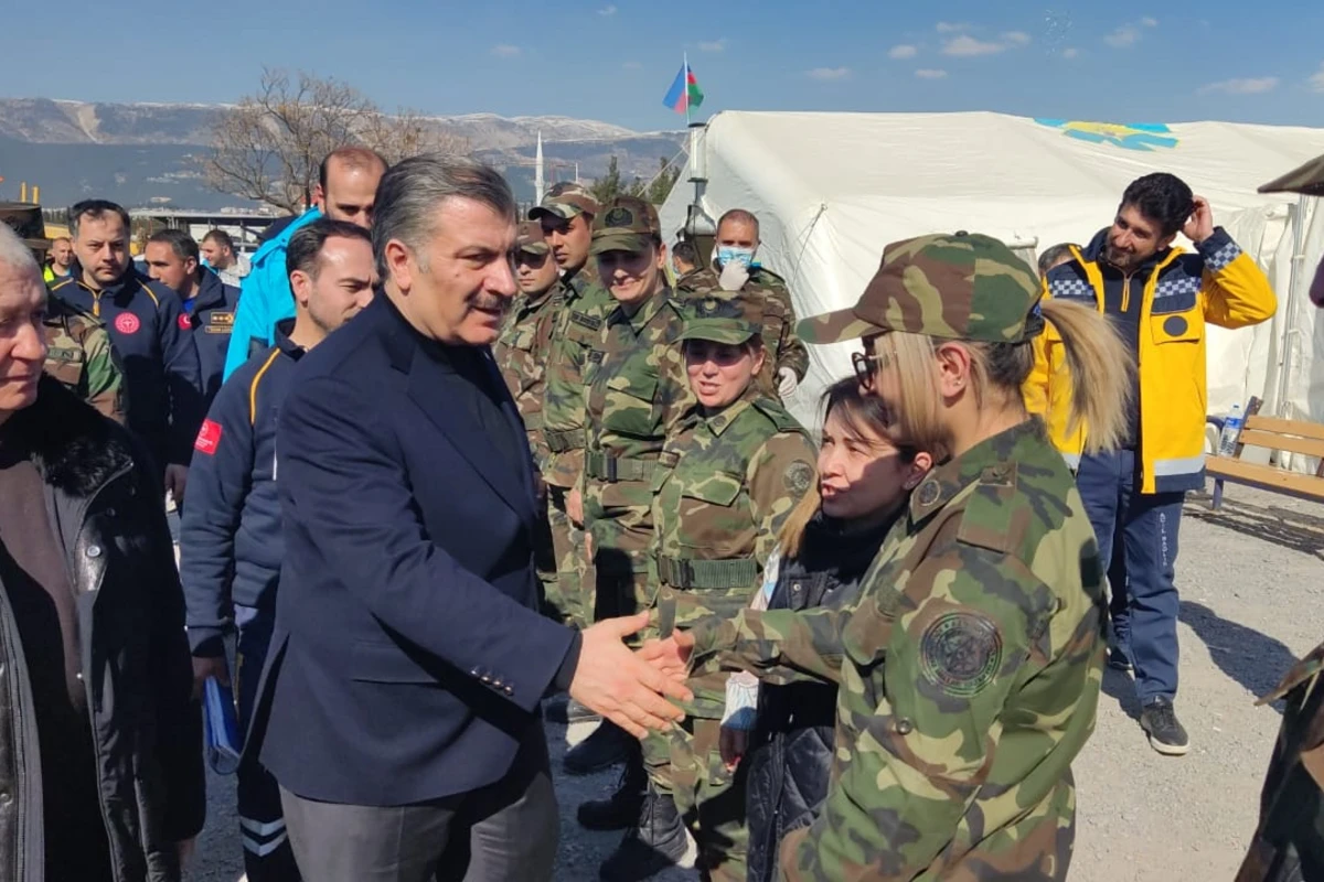 Fahrettin Koca FHN-in Kahramanmaraşdakı mobil səhra hospitallarında olub - FOTO/VİDEO