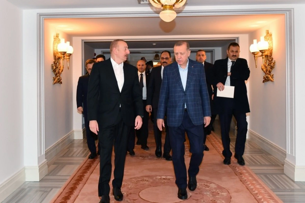 İlham Əliyev və Rəcəb Tayyib Ərdoğan Ermənistan-Azərbaycan münasibətlərinin normallaşdırılması barədə fikir mübadiləsi aparıblar