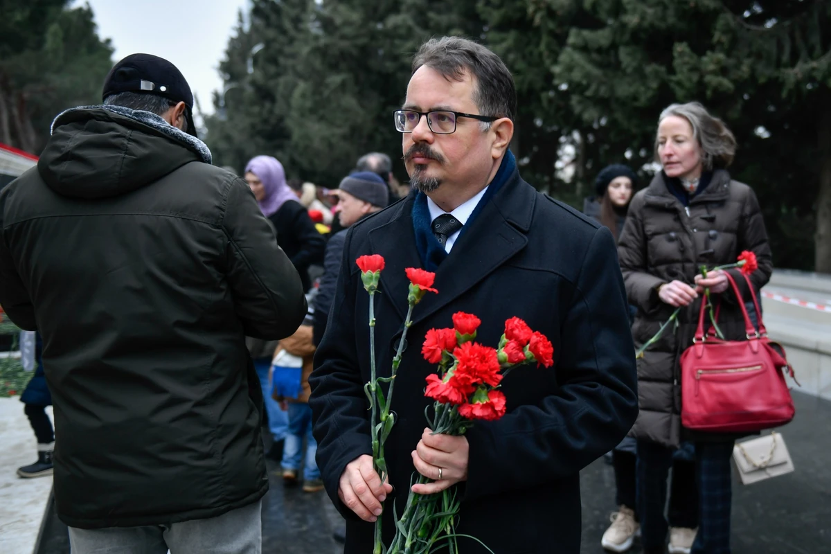 Посол ЕС выразил соболезнования в связи с годовщиной Ходжалинской трагедии