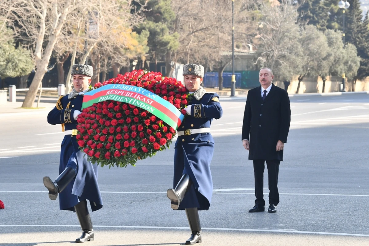 Президент Ильхам Алиев посетил памятник Ходжалинскому геноциду - ФОТО
