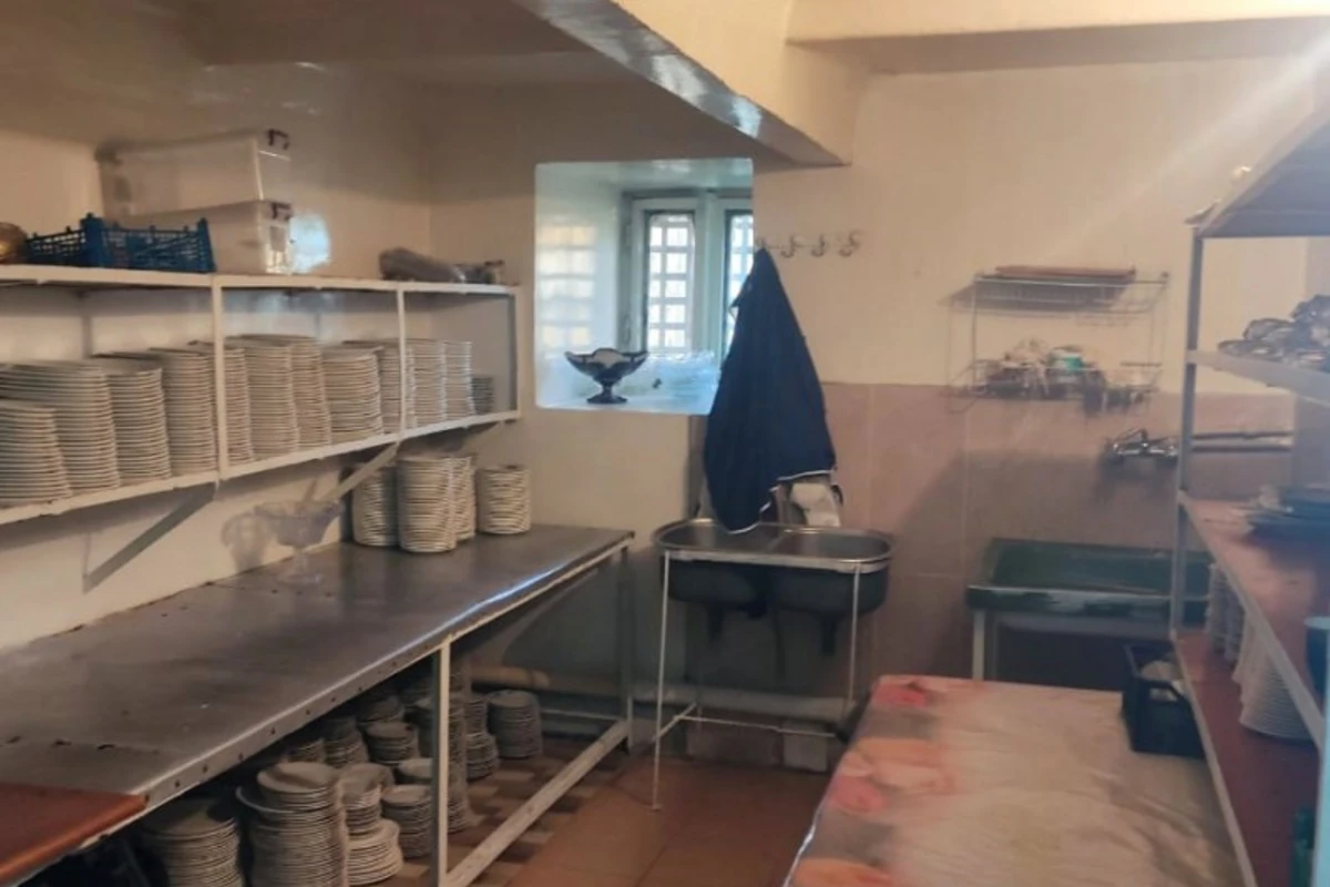 Azərbaycanda nöqsanlar aşkarlanan şadlıq evinin fəaliyyəti məhdudlaşdırıldı - FOTO