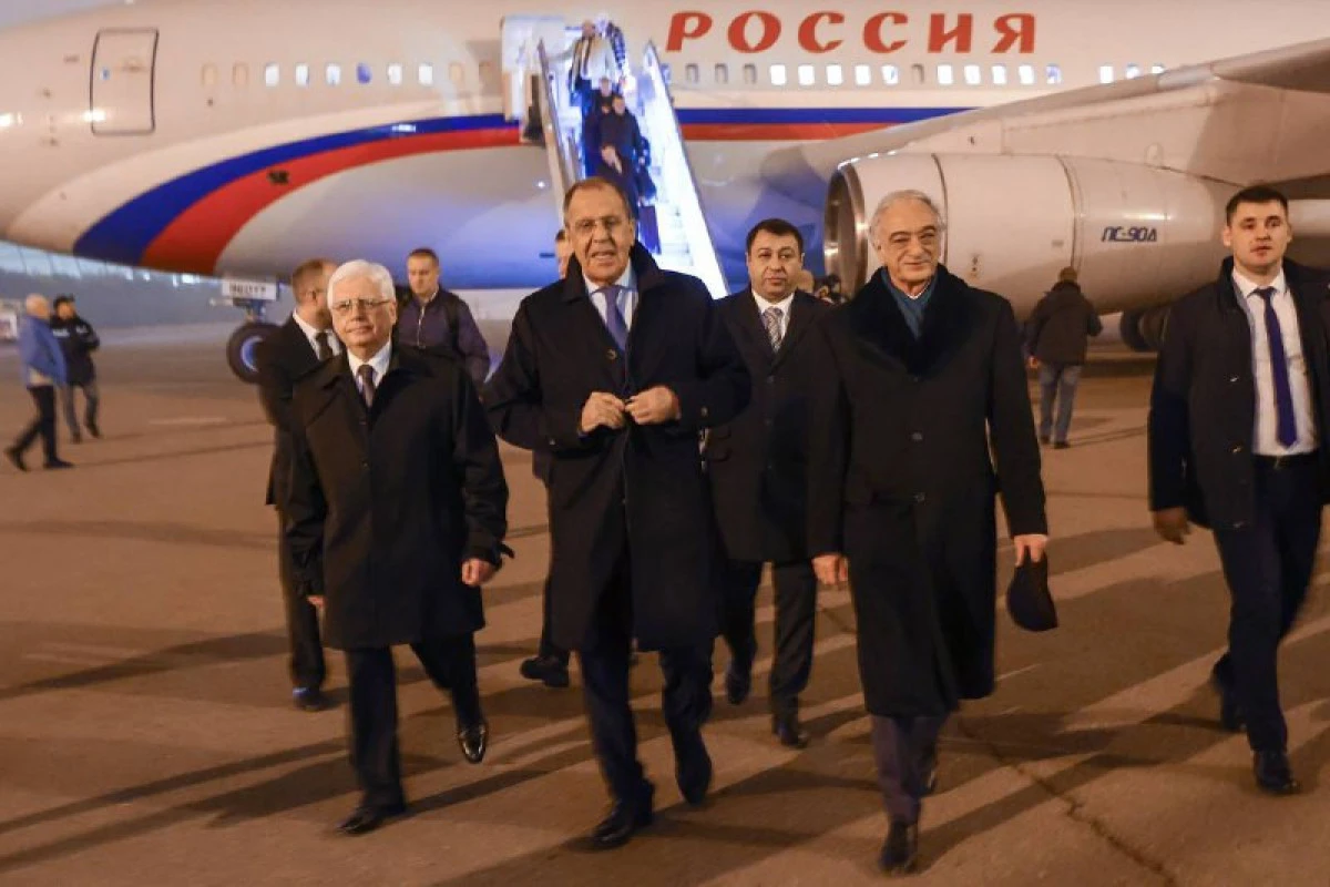 Lavrov Azərbaycana işgüzar səfərə gəlib