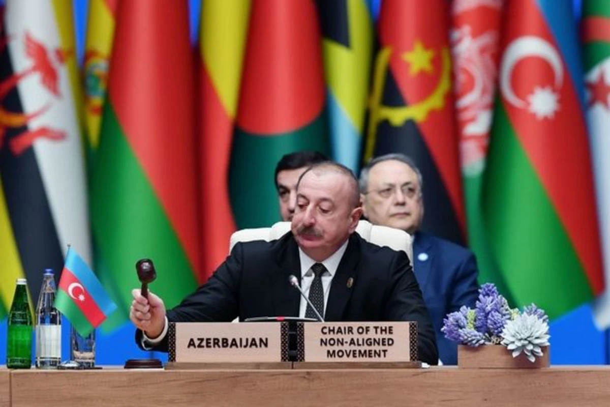 Президент Ильхам Алиев принял участие на саммите Контактной группы ДН в Баку - ОБНОВЛЕНО + ВИДЕО