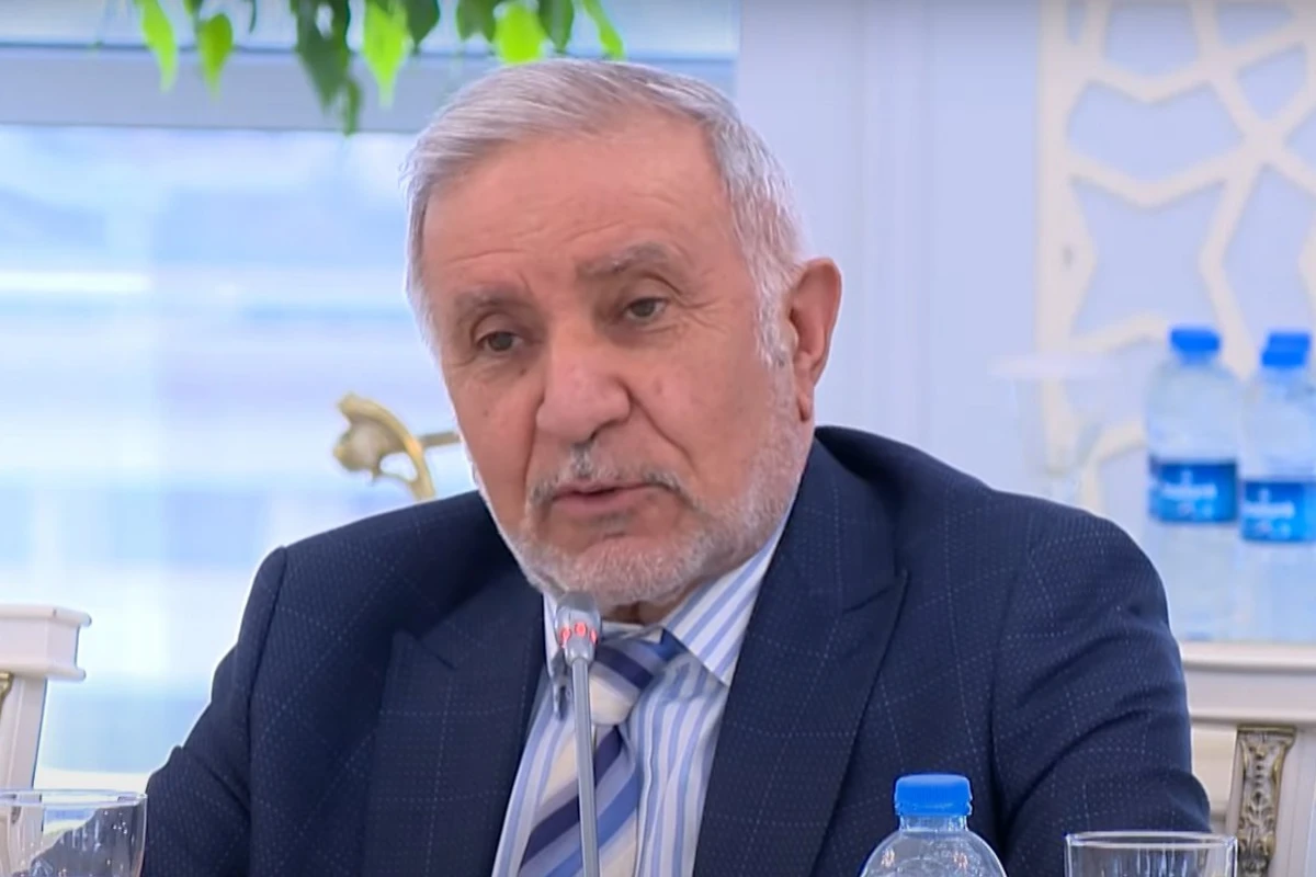 Ekspertdən həyəcan təbili: “Həkimlərin əlini kəssən də, yazmaz ki, adam nədən zəhərlənib” - VİDEO