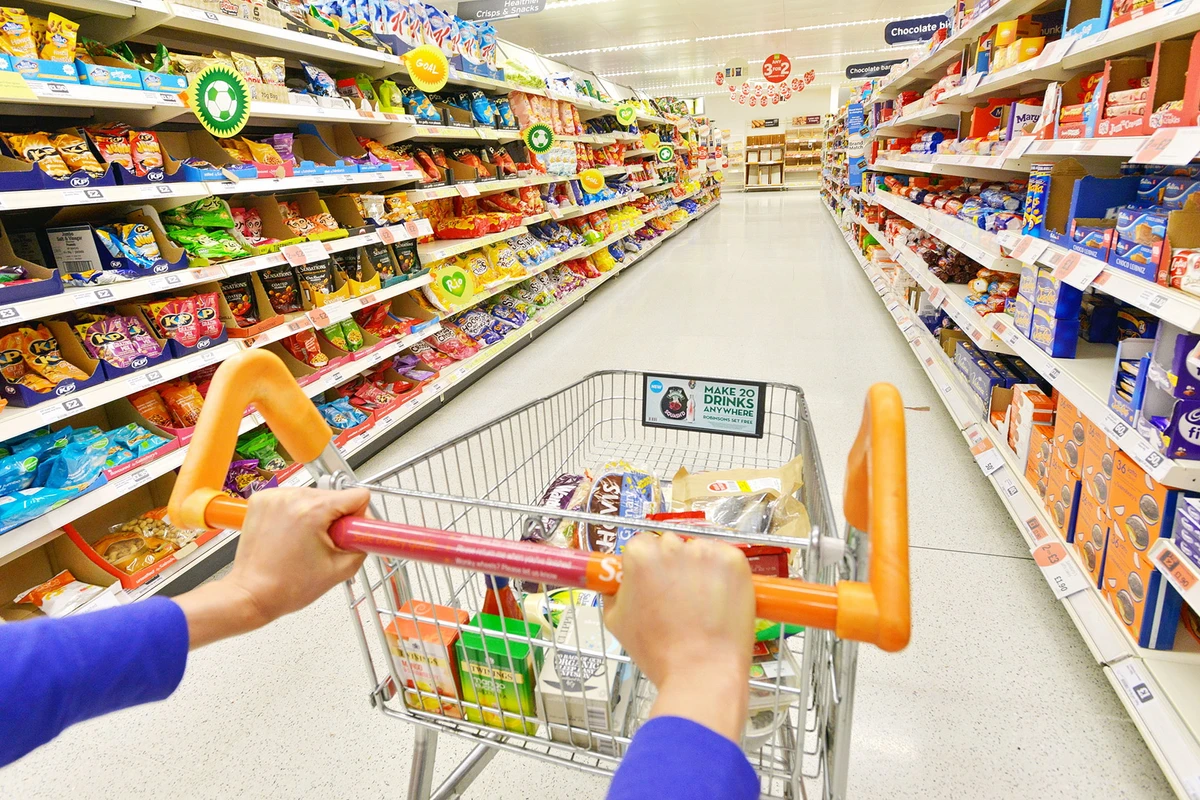 Silahlı insidentlə bağlı xidmətini dayandıran hipermarket fəaliyyətini bərpa edib