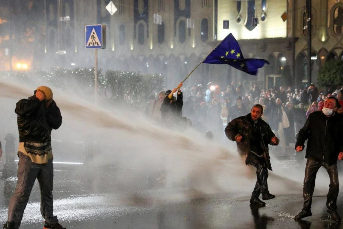 Во время акции протеста в Тбилиси были задержаны 50 человек - ВИДЕО