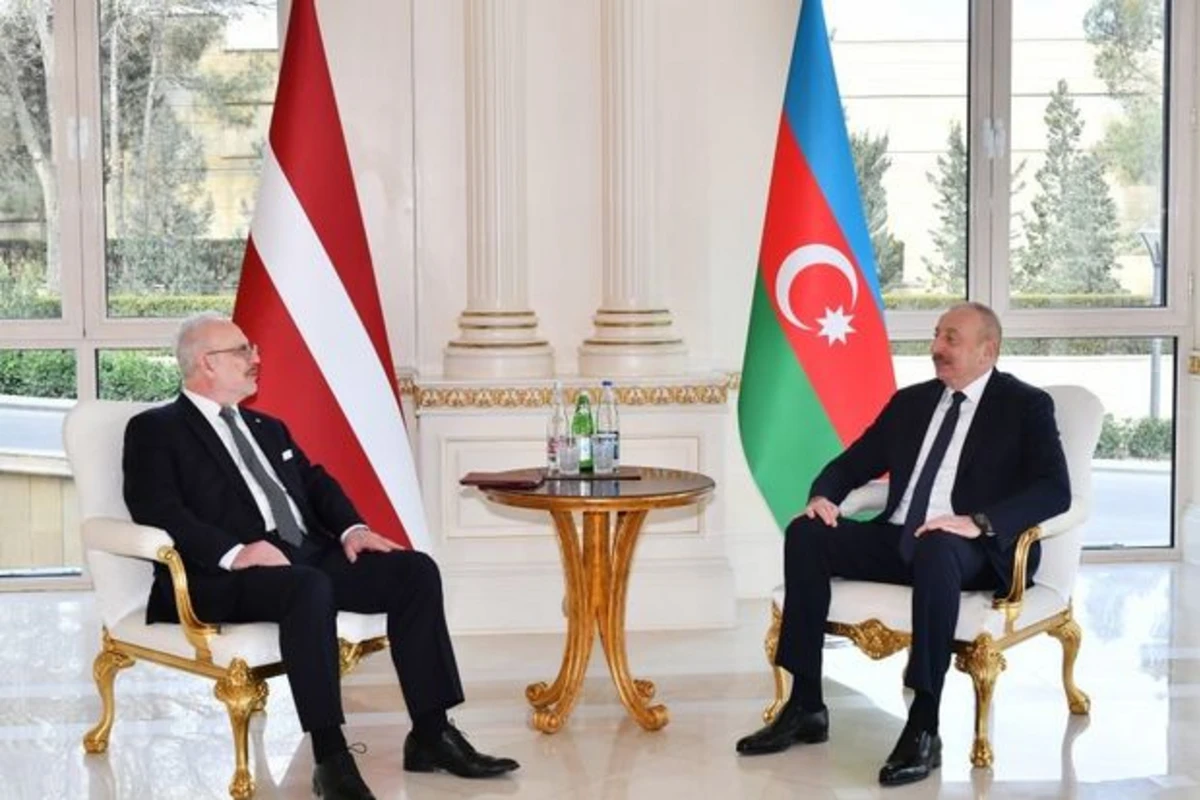 Azərbaycan və Latviya prezidentlərinin məhdud tərkibdə görüşü olub - FOTO - YENİLƏNİB