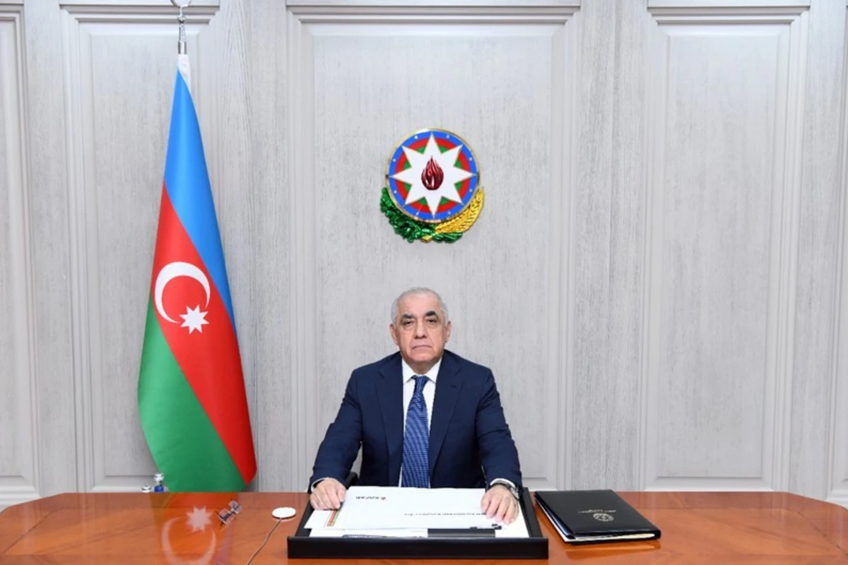 Əli Əsədov Çinin yeni Baş nazirini təbrik edib