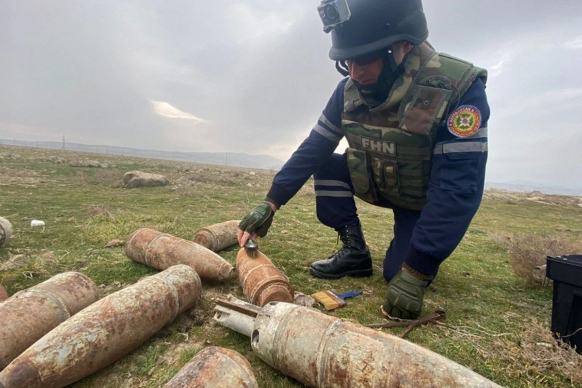 Giləzidə hərbi sursat aşkar edilib - FOTO/VİDEO