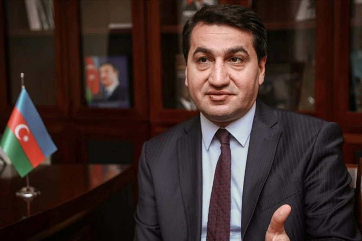 Hikmət Hacıyev: Ermənistan məqsədli şəkildə sülh müqaviləsini imzalamaqdan yayınır və vaxt udmağa çalışır