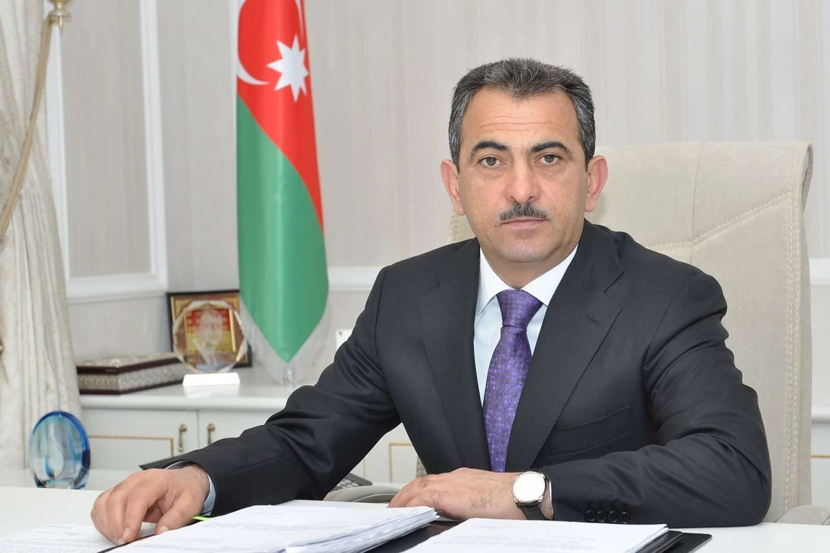 Qorxmaz Hüseynov “Azərsu”nu evdən idarə edir
