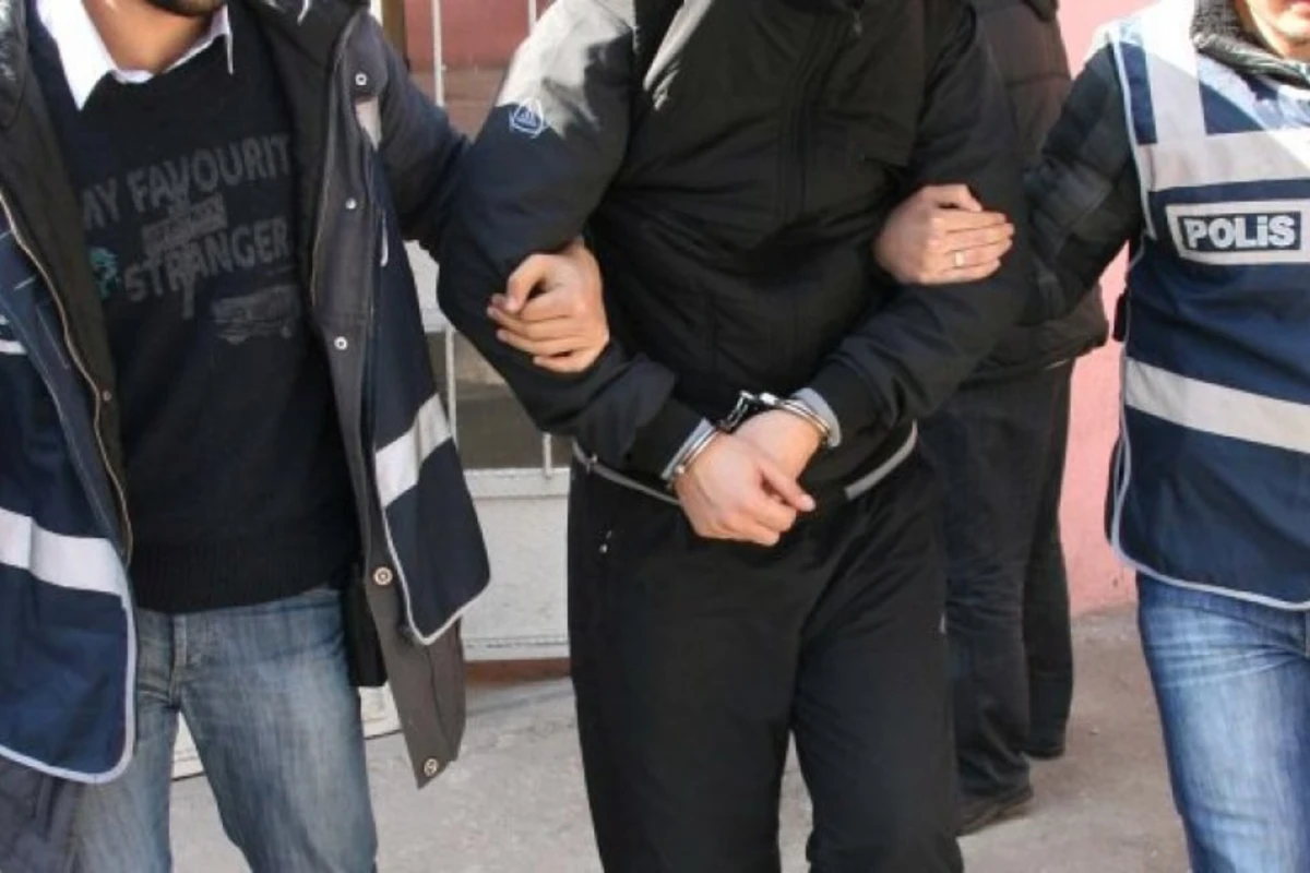 İstanbulda həbs dalğası: Sübh çağı 161 nəfər saxlanıldı
