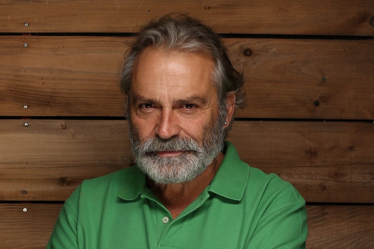 Haluk Bilginer evə buraxıldı - FOTO/VİDEO - YENİLƏNİB Haluk Bilginer evə buraxıldı - FOTO/VİDEO - YENİLƏNİB
