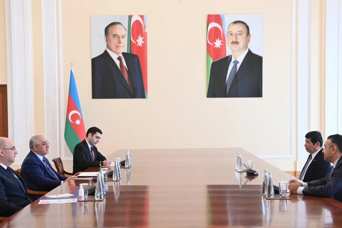 Əli Əsədov Ümumdünya Gömrük Təşkilatının baş katibi ilə görüşüb