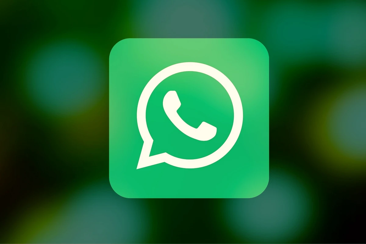 В WhatsApp появились новые смайлики
