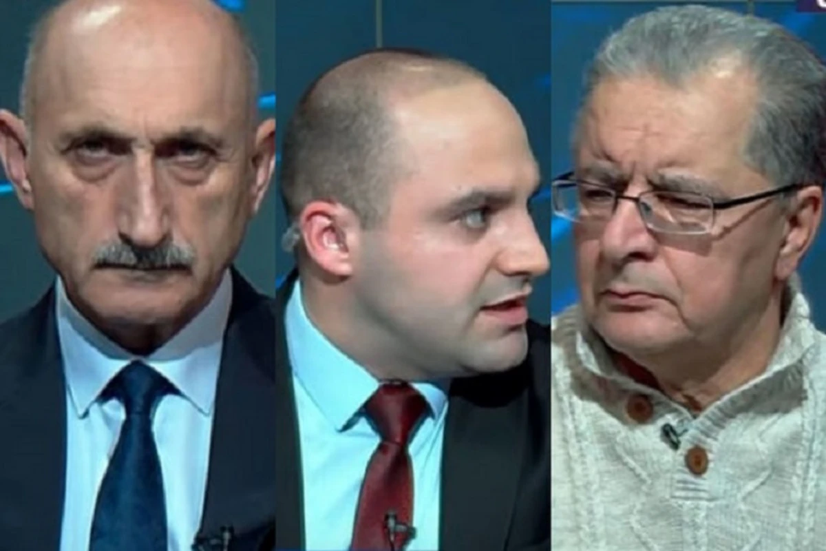 Separatçılar atəş nöqtələri tikir, səngərlər qazırlar - VİDEO