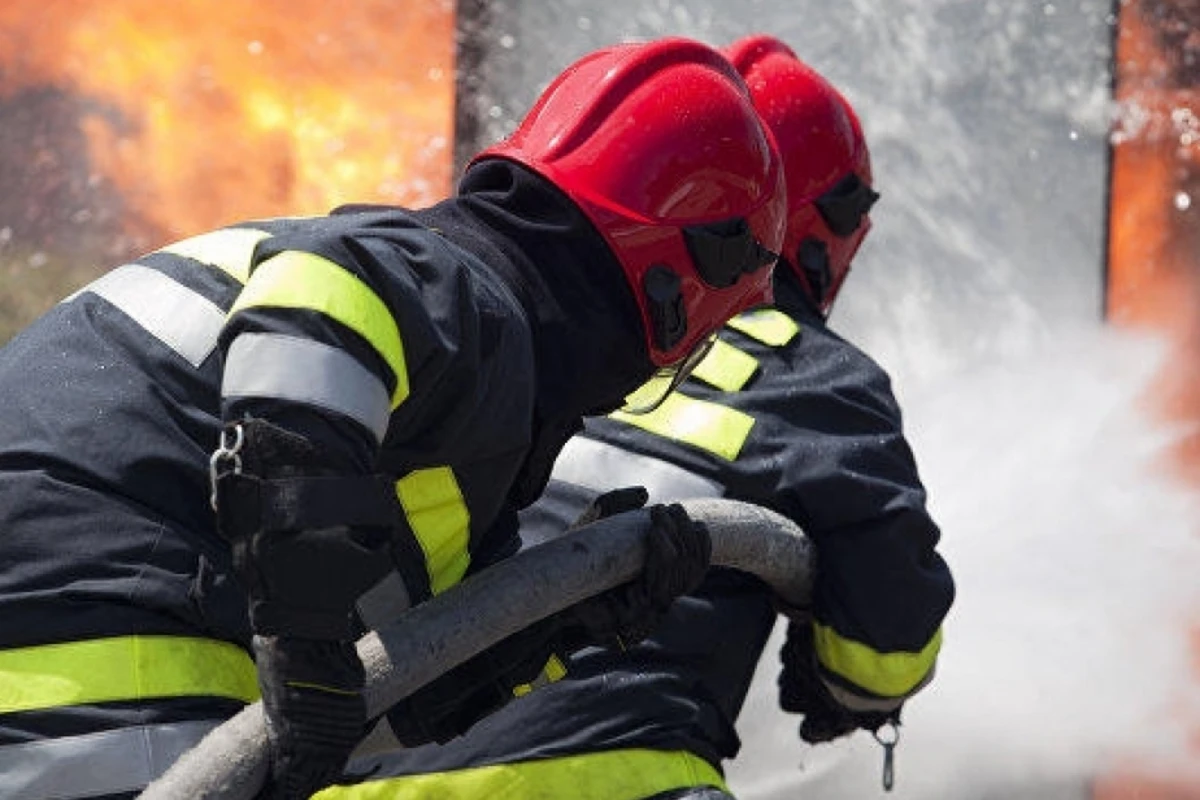 Bakıda 12 otaqlı evdə yanğın olub