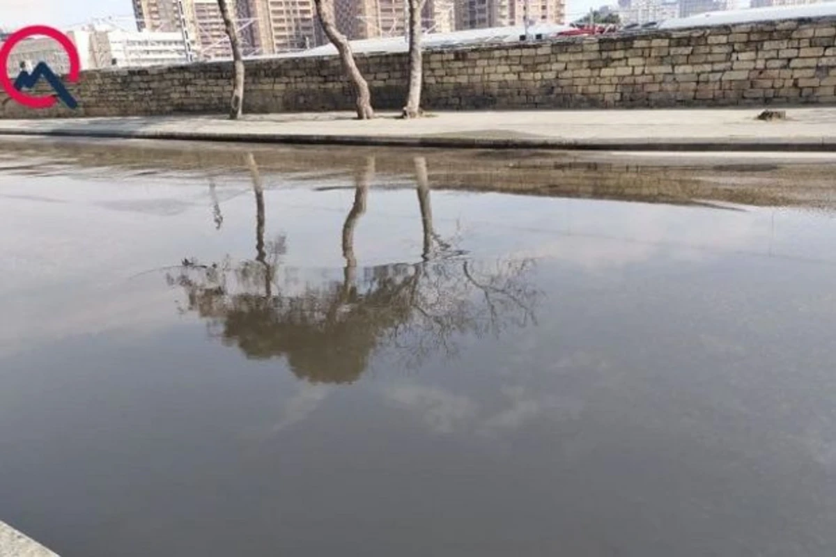 Bakının mərkəzini çirkab suları basdı - FOTO/VİDEO