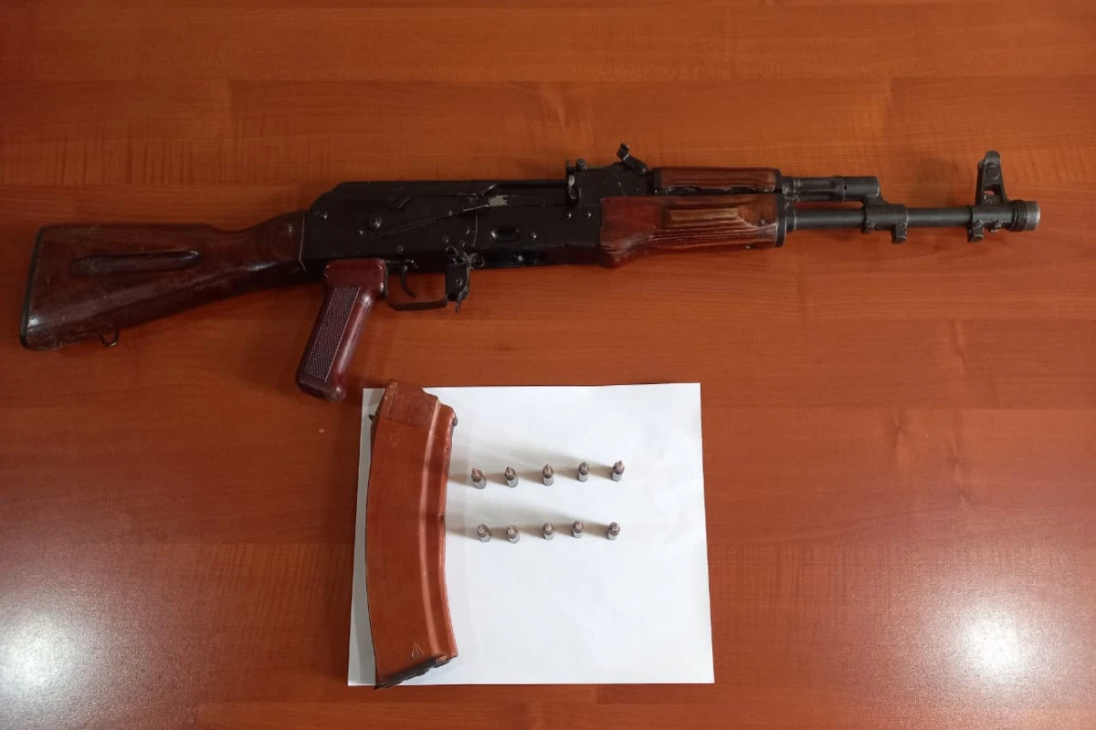 Rayon sakinindən Kalaşnikov avtomatı aşkar edilib - FOTO