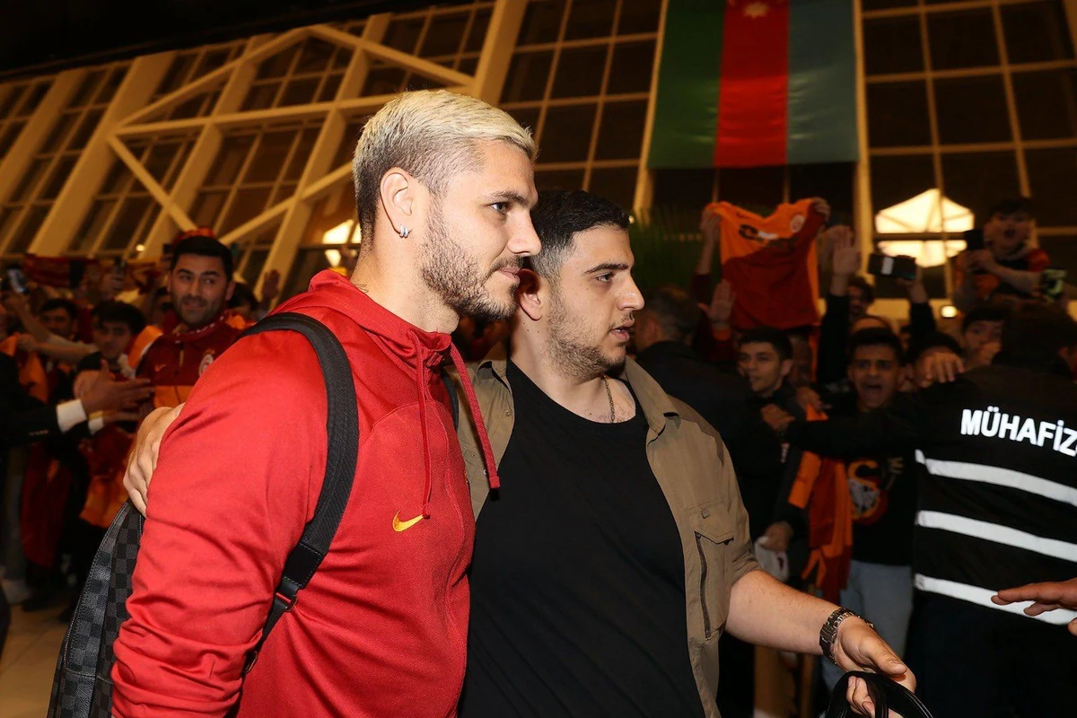 Qalatasaray Qarabağla oyun üçün Bakıya gəlib - VİDEO