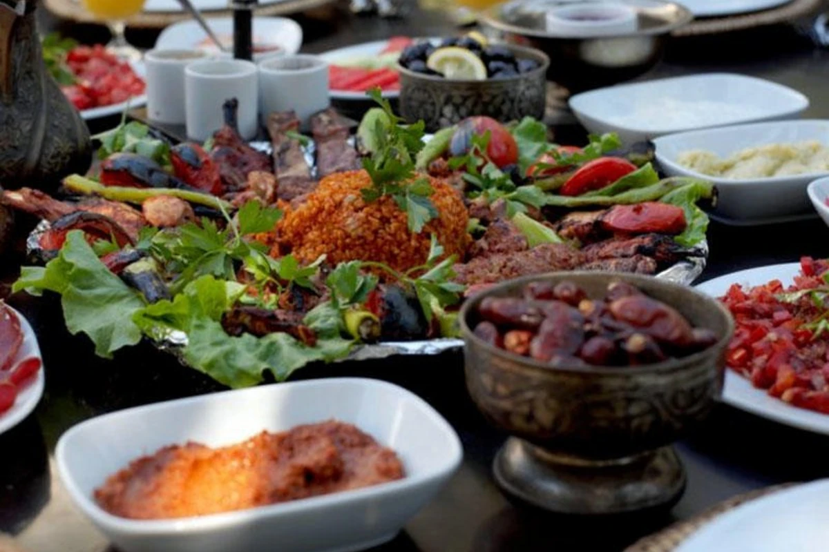 Oruc tutanlar üçün VACİB MƏLUMAT - İmsakda və iftarda bunlara əməl edin