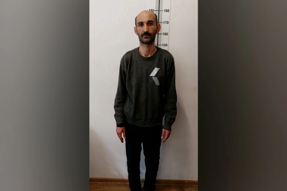 Bakıda evinin zirzəmisində çətənə kolları yetişdirən şəxs saxlanılıb - FOTO/VİDEO