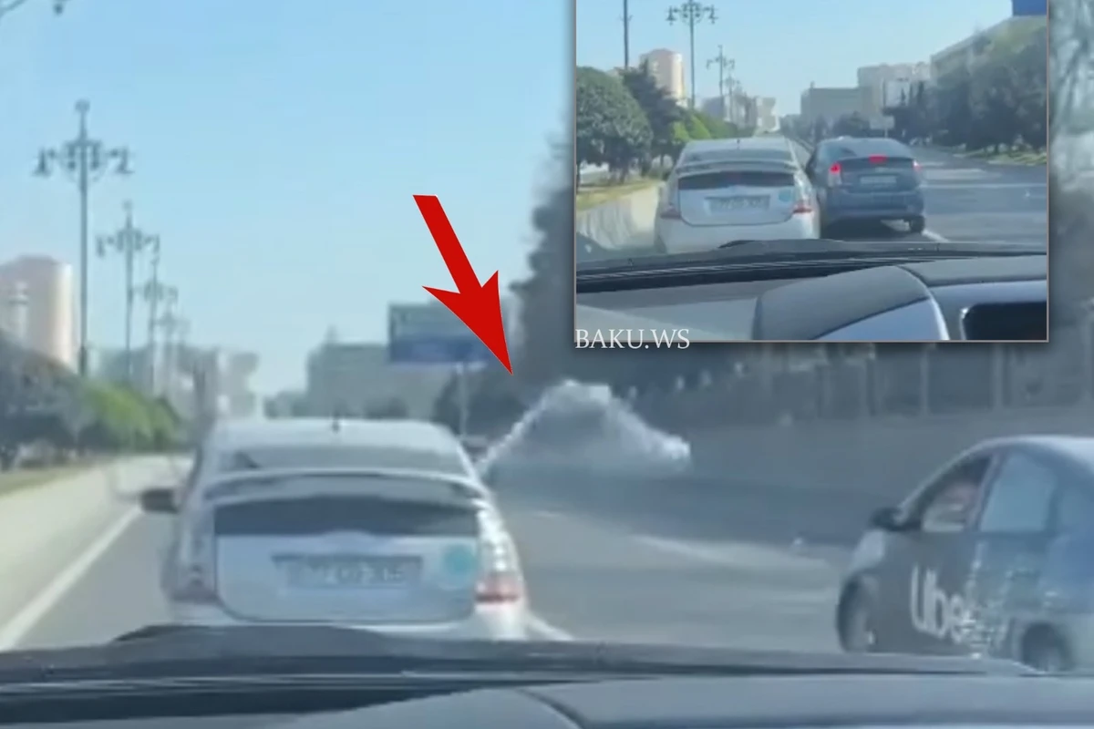 В Баку водители автомобилей Prius устроили шоу на дороге - ВИДЕО