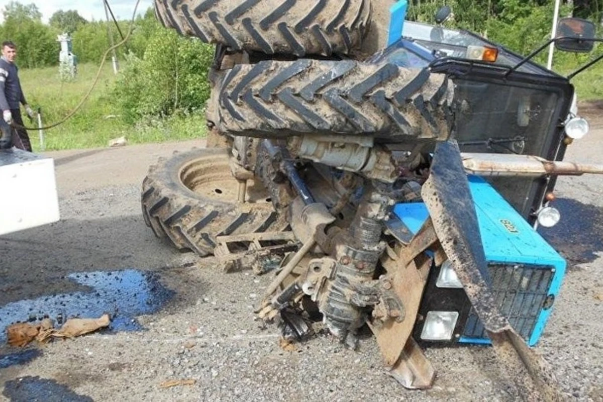 Kəlbəcərdə traktor aşıb, sürücü xəsarət alıb