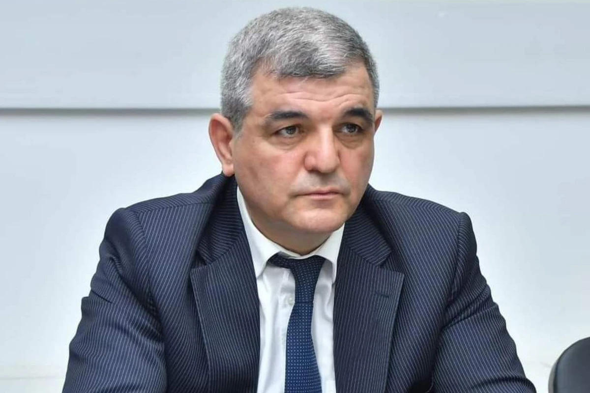 Fazil Mustafaya avtomatla hücumun DETALLARI - Daş hasarın arxasında gizlənərək...